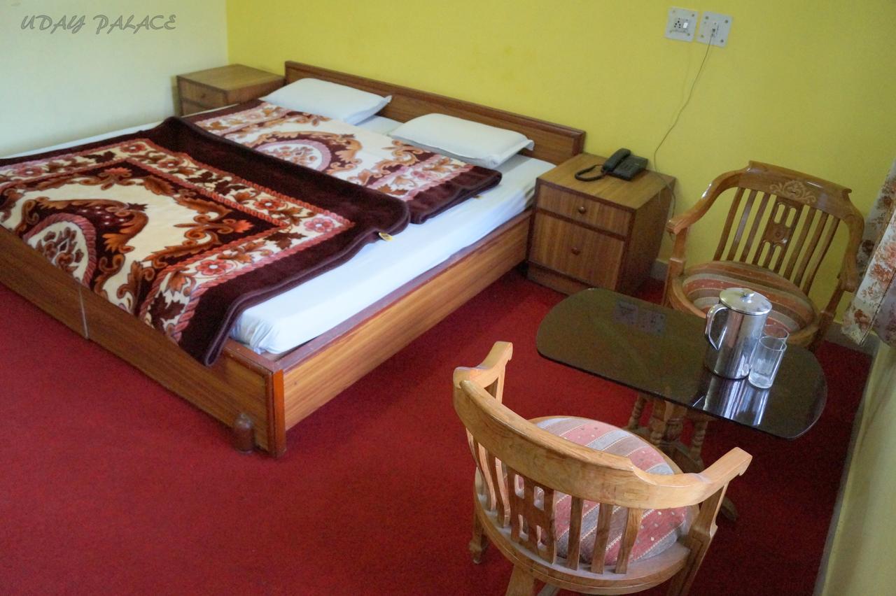 Hotel Uday Palace Pipalkoti Esterno foto