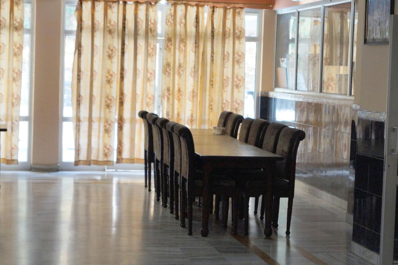 Hotel Uday Palace Pipalkoti Esterno foto
