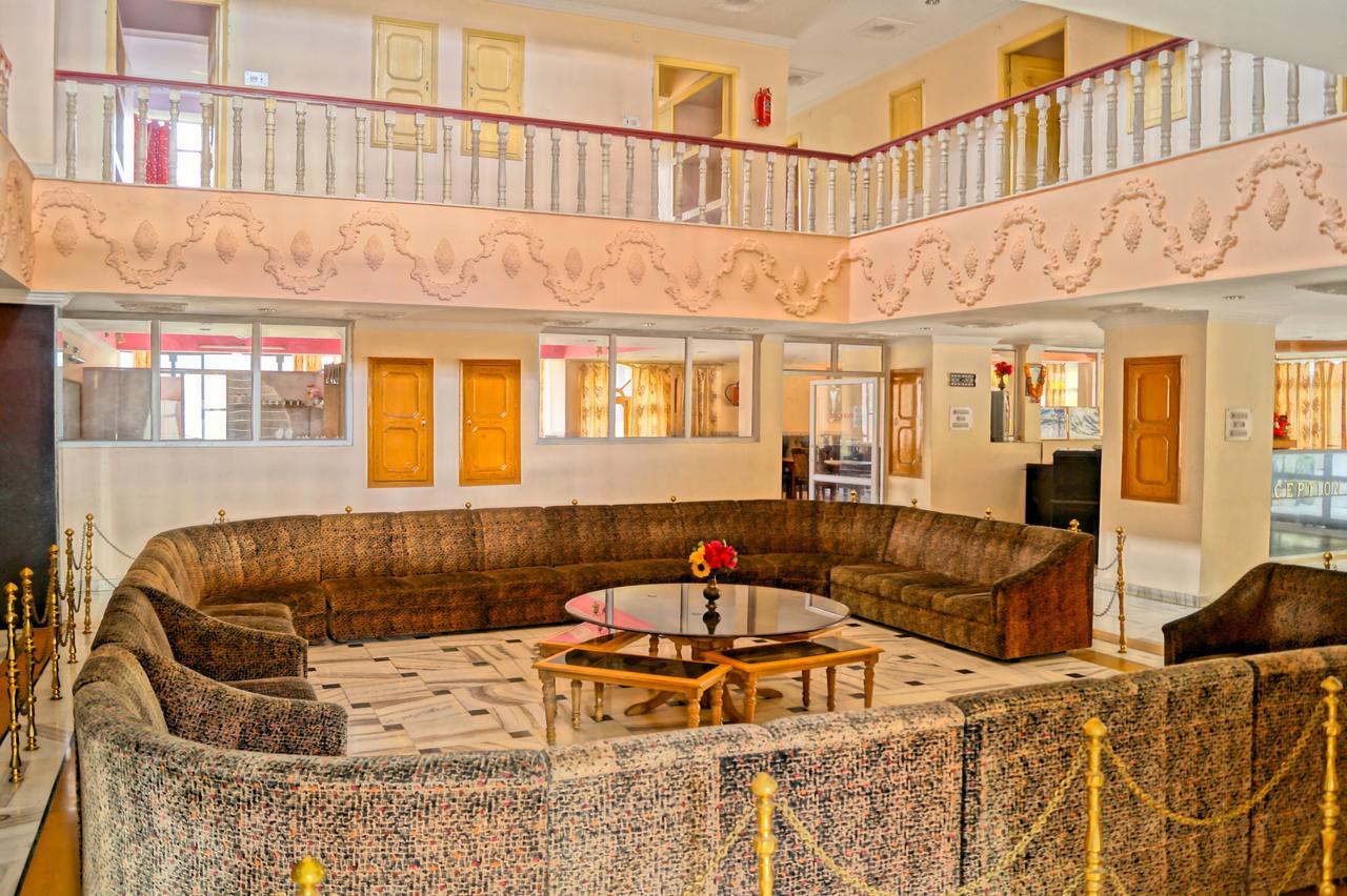 Hotel Uday Palace Pipalkoti Esterno foto