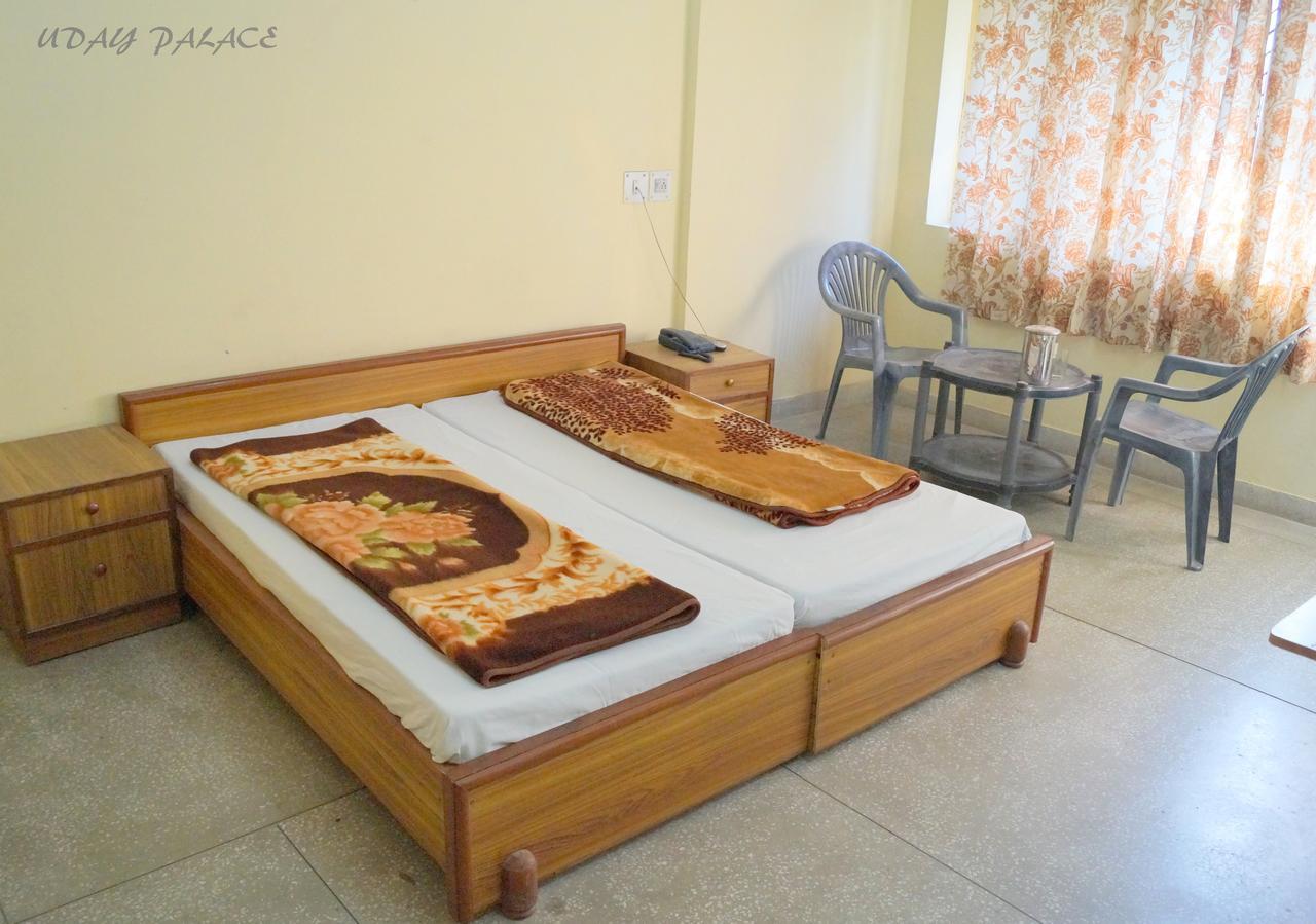 Hotel Uday Palace Pipalkoti Esterno foto
